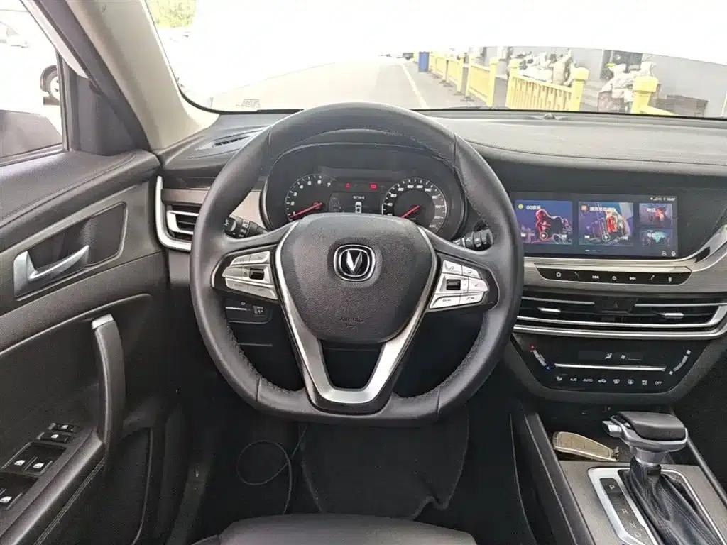 Changan CS35PLUS 2019 1.4T DCT Connected Blue Whale Edition — миниатюра 11