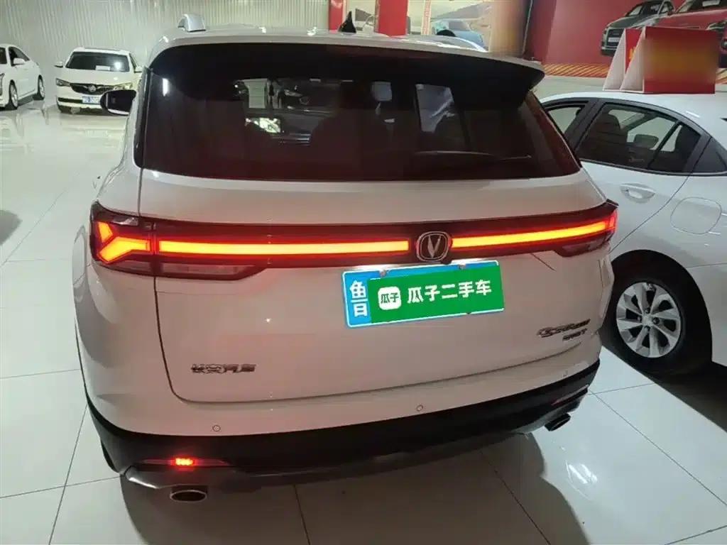 Changan CS35PLUS 2021 Facelift Blue Whale NE 1.4T DCT Luxury Edition — миниатюра 6