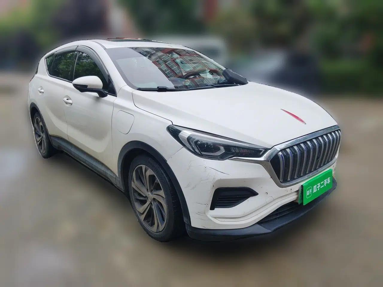 Hongqi E-HS3 2019 Zhilian Qiyue Two-Wheel Drive Version — миниатюра 3