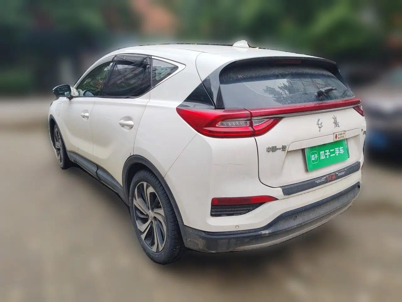 Hongqi E-HS3 2019 Zhilian Qiyue Two-Wheel Drive Version — миниатюра 4