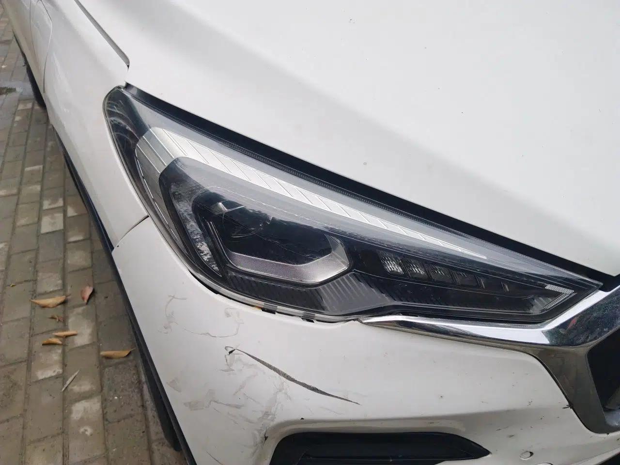 Hongqi E-HS3 2019 Zhilian Qiyue Two-Wheel Drive Version — миниатюра 7