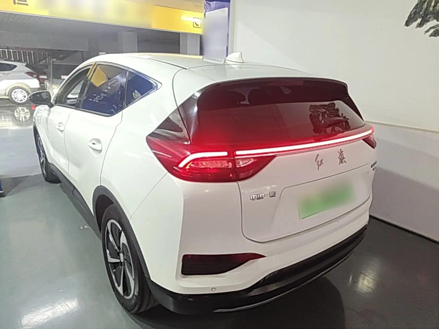 Hongqi E-HS3 2019 Zhilian Qiyue Two-Wheel Drive Version — миниатюра 4