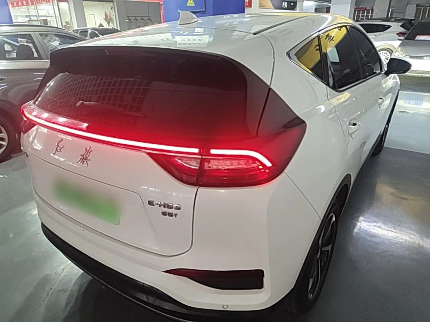 Hongqi E-HS3 2019 Zhilian Qiyue Two-Wheel Drive Version — миниатюра 6