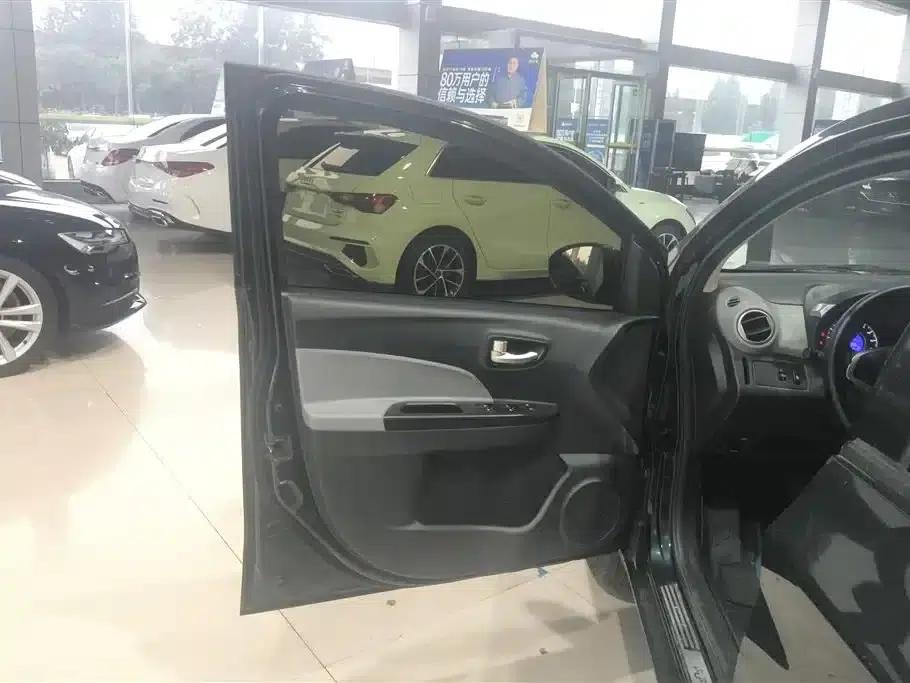 Changan Benben E-Star 2021 National Edition Heartfelt Edition Lithium Iron Phosphate (31.86kWh) — миниатюра 7