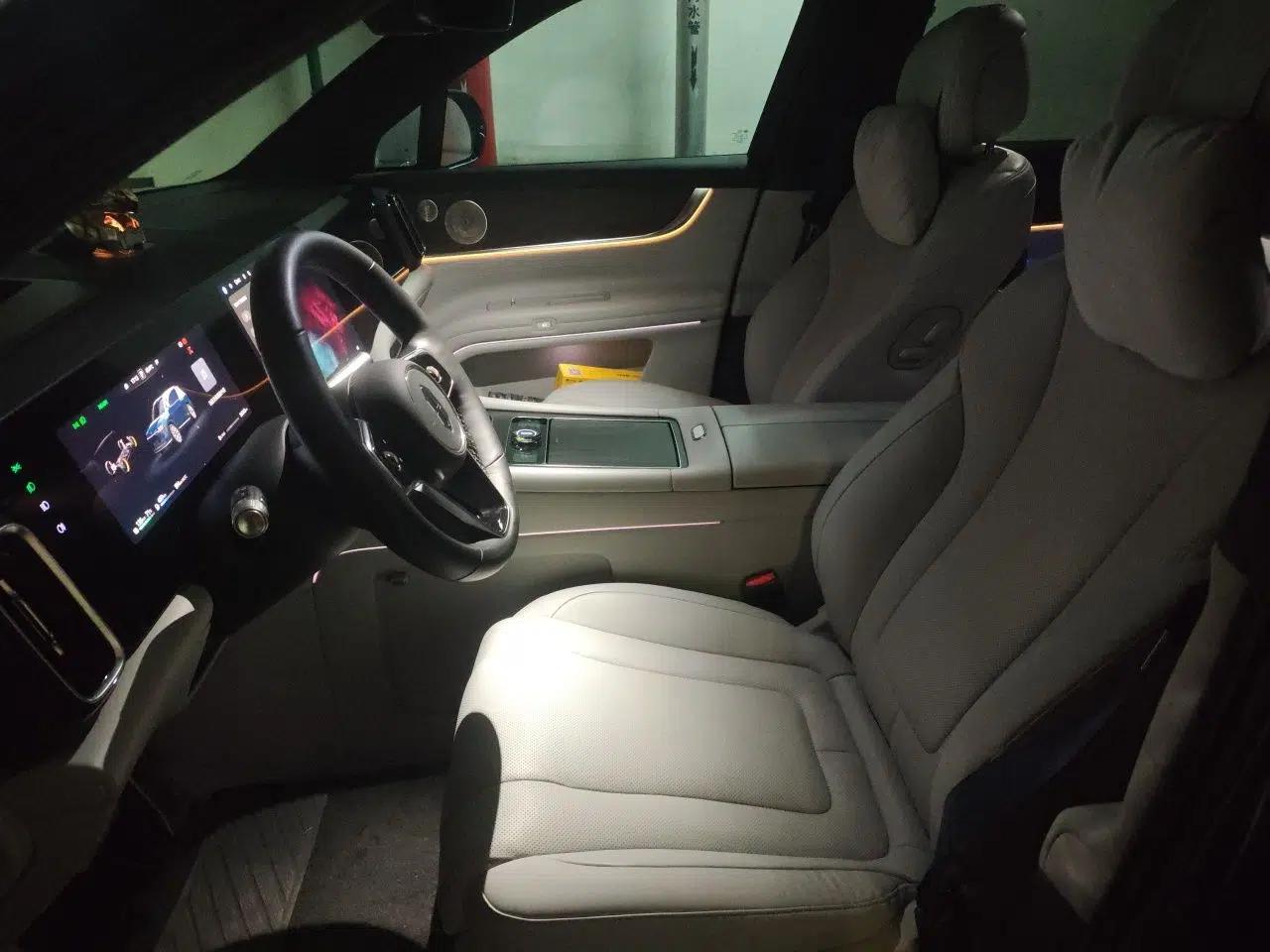 Hima AITO M9 2024 Range-Extended Ultra Version 42 kWh 6-Seater Model — миниатюра 16