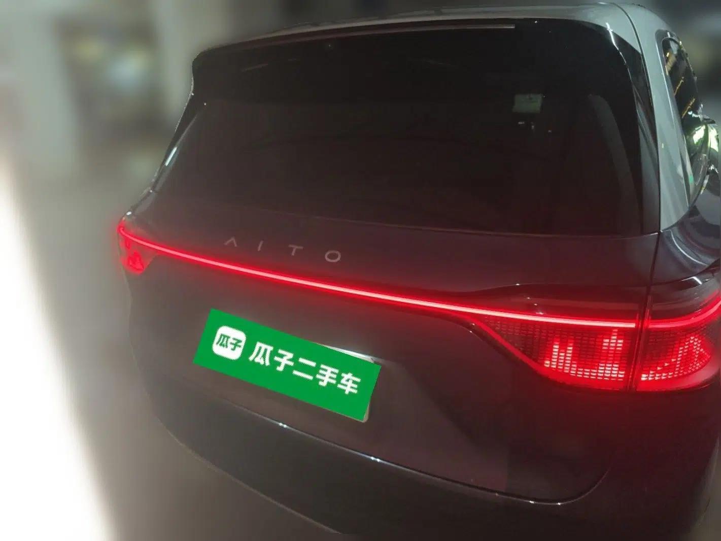 Hima AITO M9 2024 Range-Extended Ultra Version 42 kWh 6-Seater Model — миниатюра 5