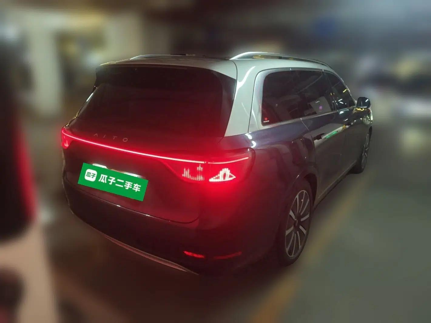 Hima AITO M9 2024 Range-Extended Ultra Version 42 kWh 6-Seater Model — миниатюра 6