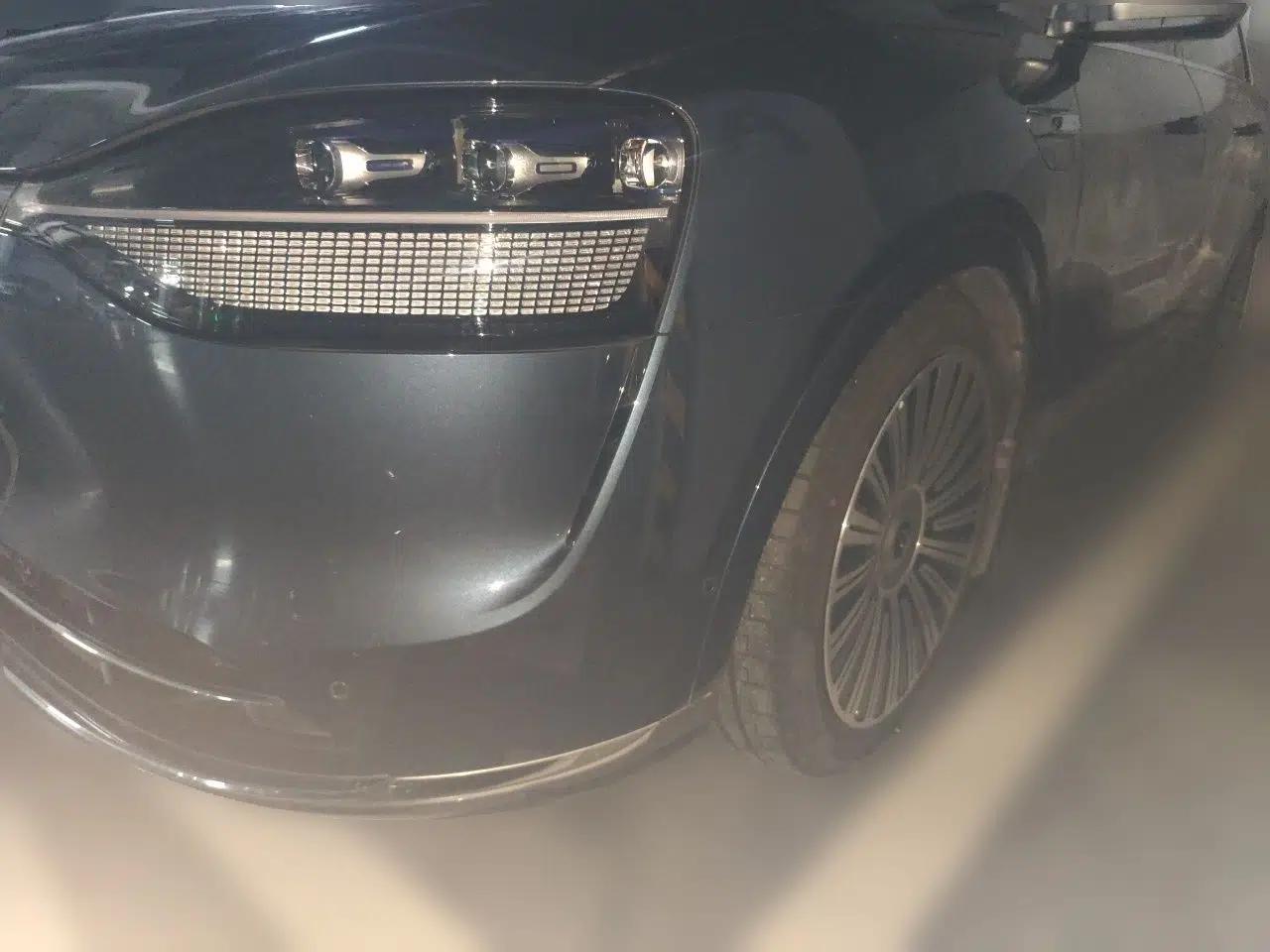 Hima AITO M9 2024 Range-Extended Ultra Version 42 kWh 6-Seater Model — миниатюра 1