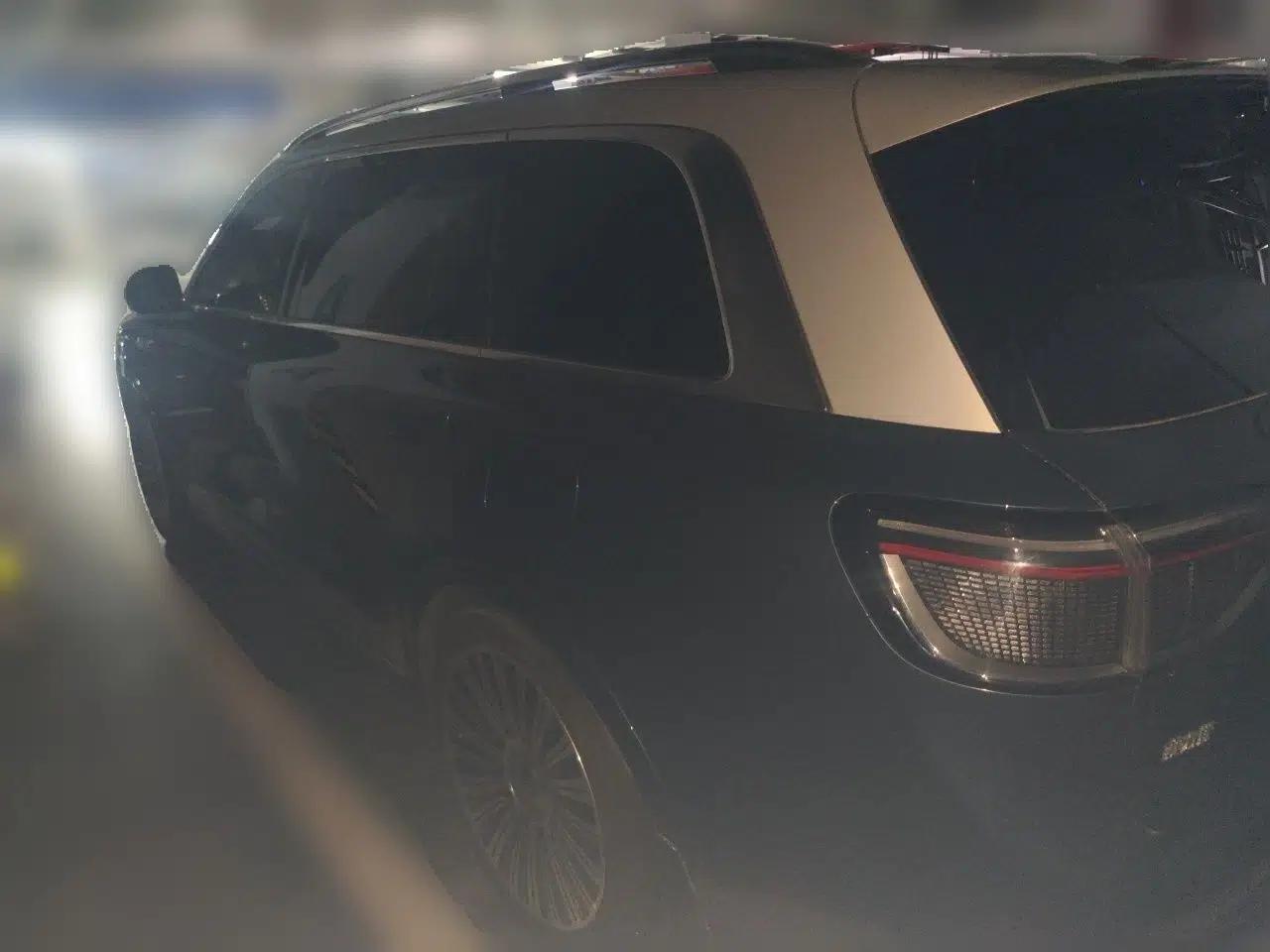Hima AITO M9 2024 Range-Extended Ultra Version 42 kWh 6-Seater Model — миниатюра 4