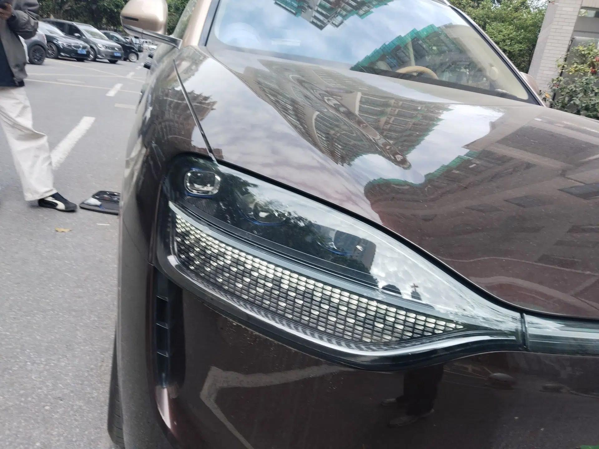 Hima AITO M9 2025 Extended-Range Ultra Version 52 kWh 6-Seater — миниатюра 7