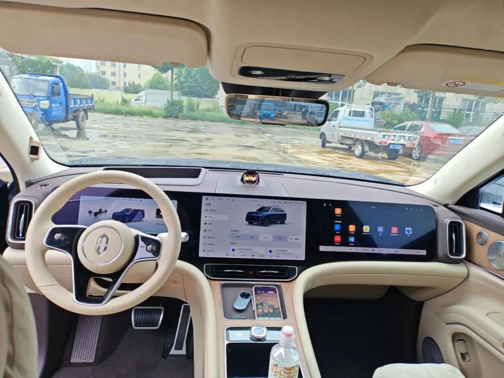 Hima AITO M9 2025 Extended-Range Ultra Version 52 kWh 6-Seater — миниатюра 13