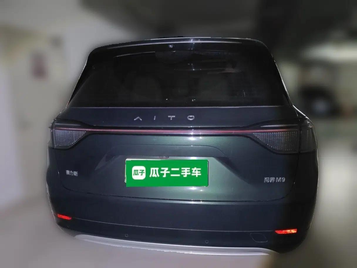Hima AITO M9 2024 Range-Extended Ultra Version 42 kWh 6-Seater Model — миниатюра 5