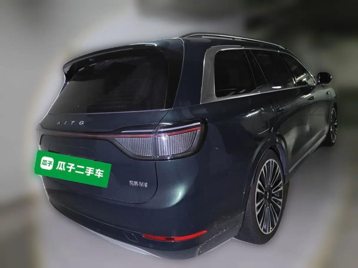Hima AITO M9 2024 Range-Extended Ultra Version 42 kWh 6-Seater Model — миниатюра 6