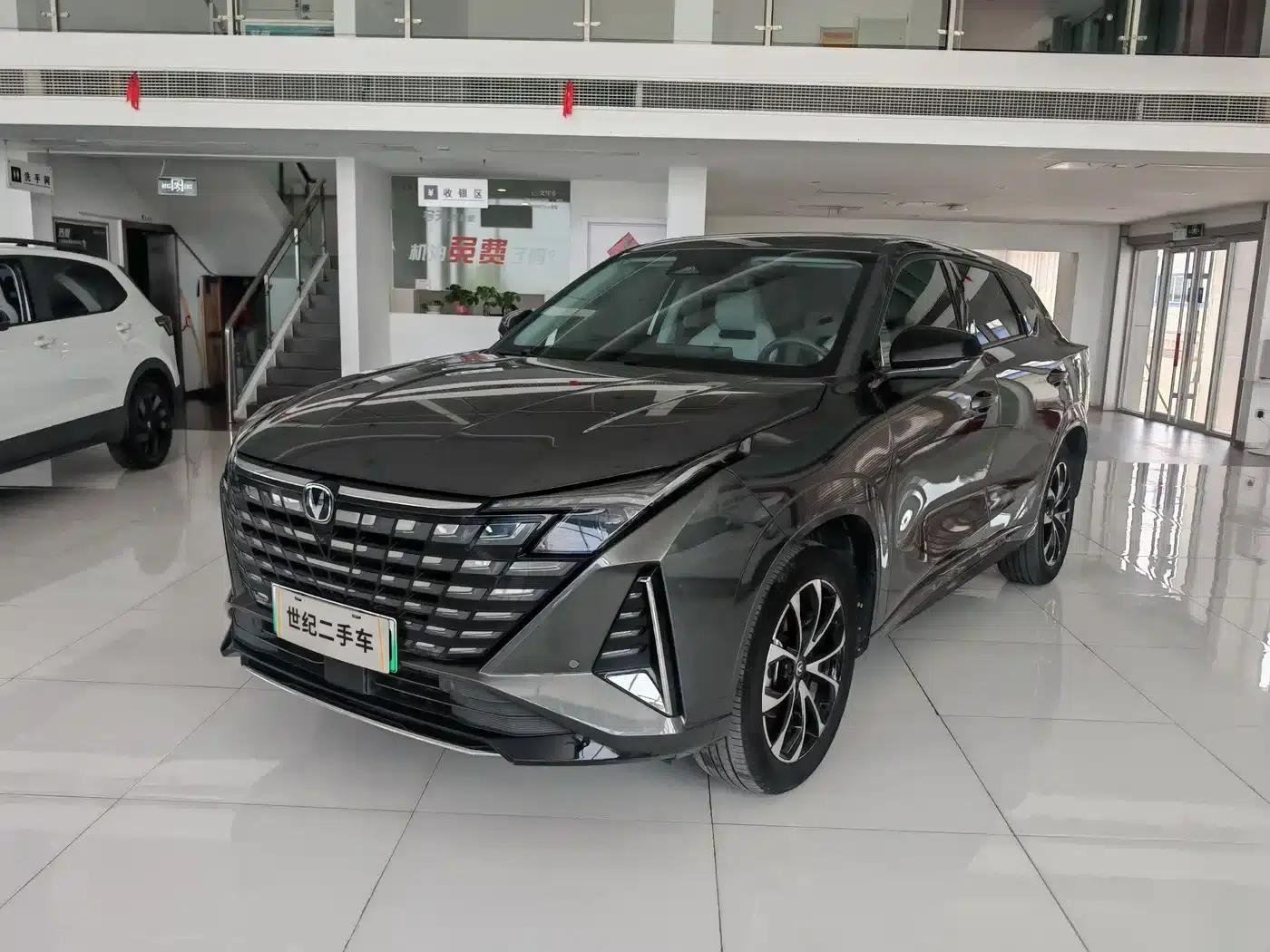 Changan UNI-Z New Energy 2024 Blue Whale Smart Electric iDD 125km Superior Edition — миниатюра 1