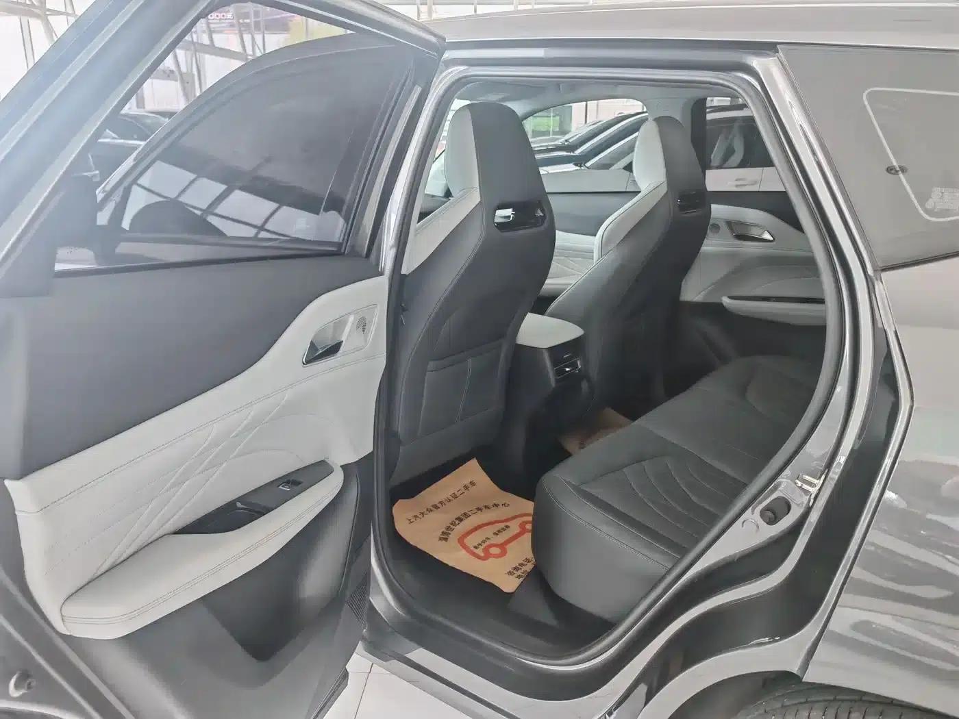 Changan UNI-Z New Energy 2024 Blue Whale Smart Electric iDD 125km Superior Edition — миниатюра 11