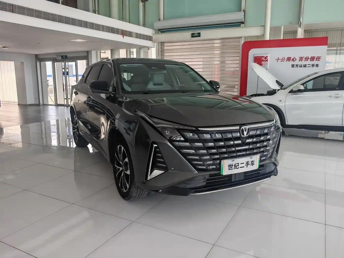 Changan UNI-Z New Energy 2024 Blue Whale Smart Electric iDD 125km Superior Edition — миниатюра 3