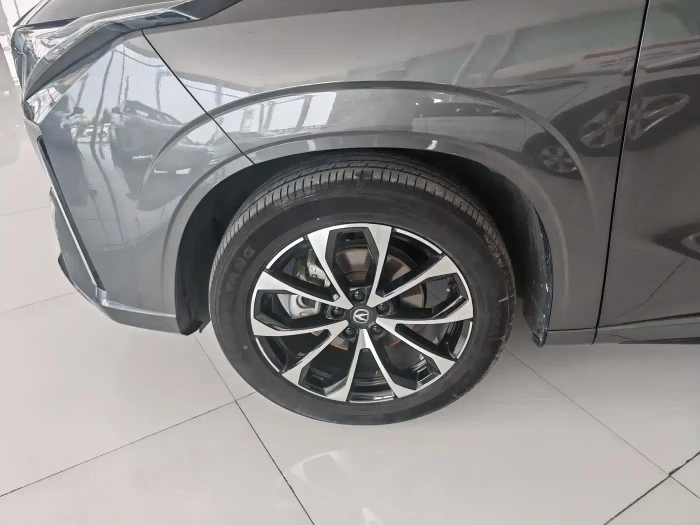 Changan UNI-Z New Energy 2024 Blue Whale Smart Electric iDD 125km Superior Edition — миниатюра 4