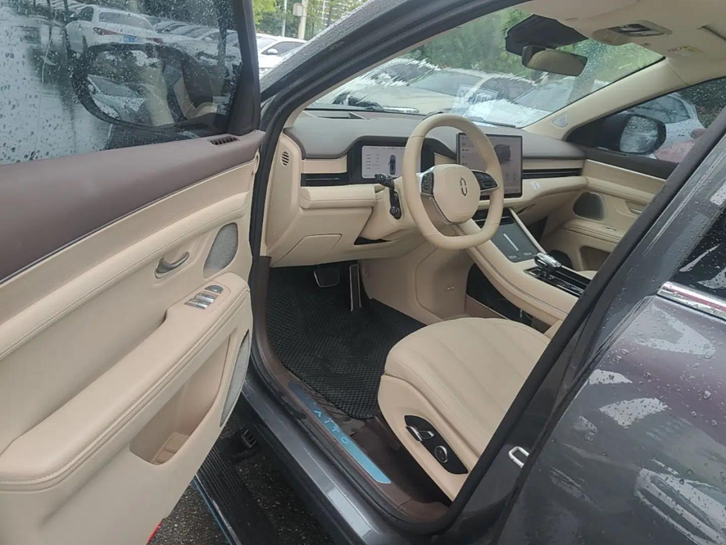 Hima AITO M7 2024 1.5T Intelligent Drive 4WD Ultra Version 5 Seats — миниатюра 19