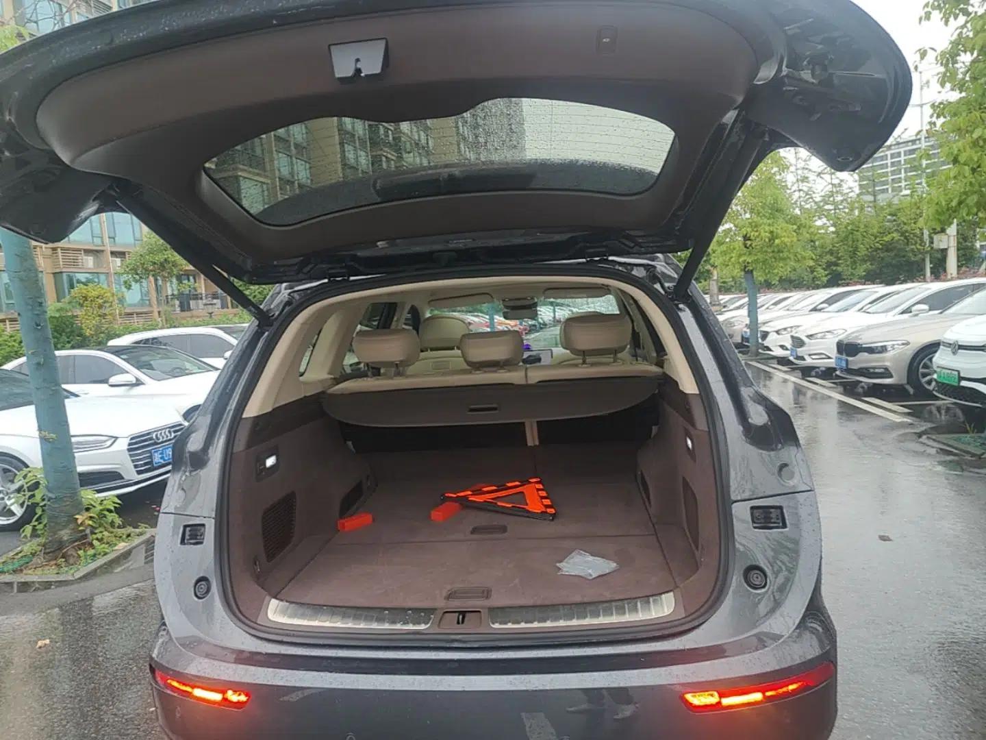 Hima AITO M7 2024 1.5T Intelligent Drive 4WD Ultra Version 5 Seats — миниатюра 22