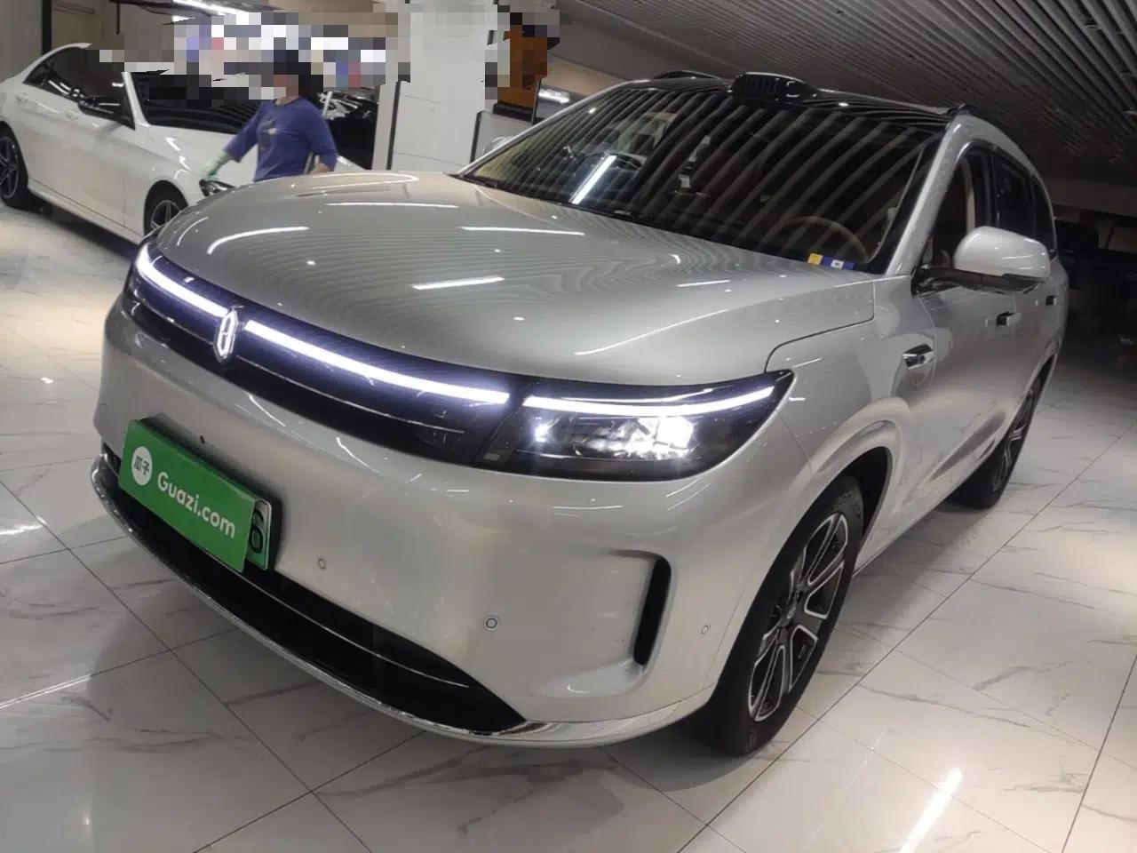 Hima AITO M7 2024 1.5T Intelligent Driving 4WD Ultra Version 6 Seats — миниатюра 1