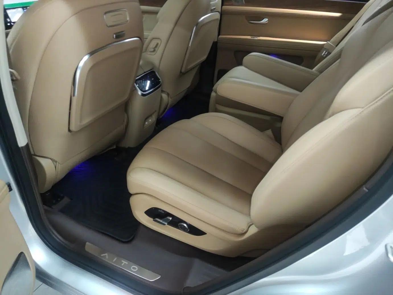 Hima AITO M7 2024 1.5T Intelligent Driving 4WD Ultra Version 6 Seats — миниатюра 20
