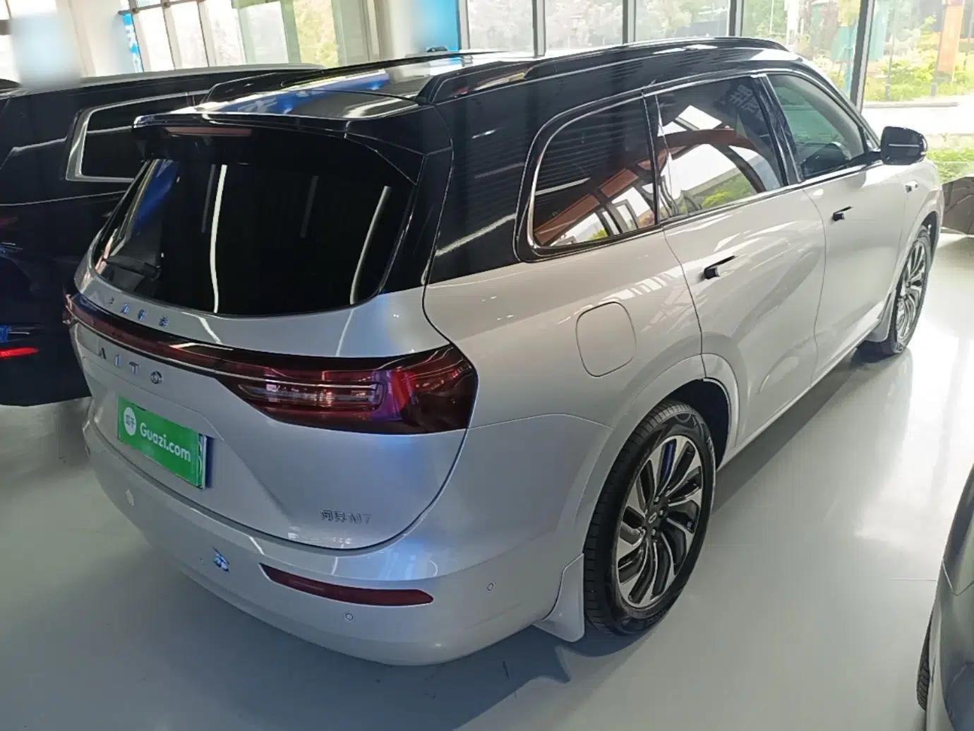 Hima AITO M7 2024 1.5T Intelligent Driving Rear-Drive Max Edition 5 Seats — миниатюра 6