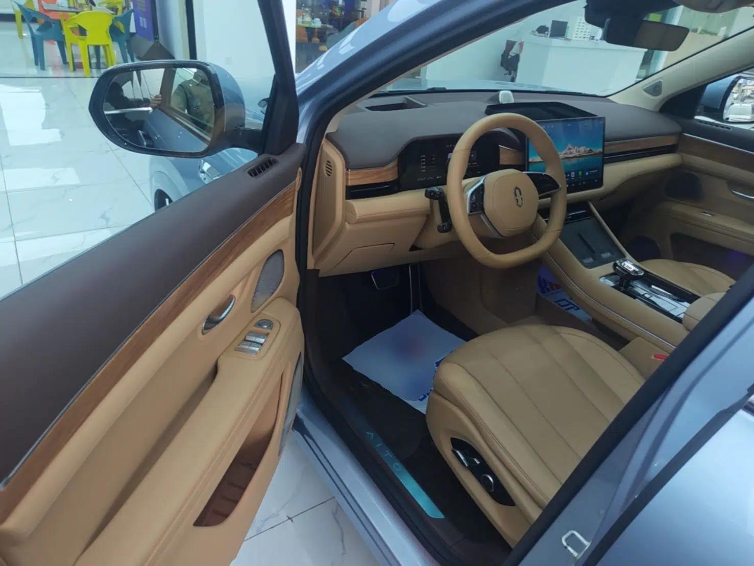 Hima AITO M7 2024 1.5T Intelligent Driving Rear-Drive Max Edition 5 Seats — миниатюра 19