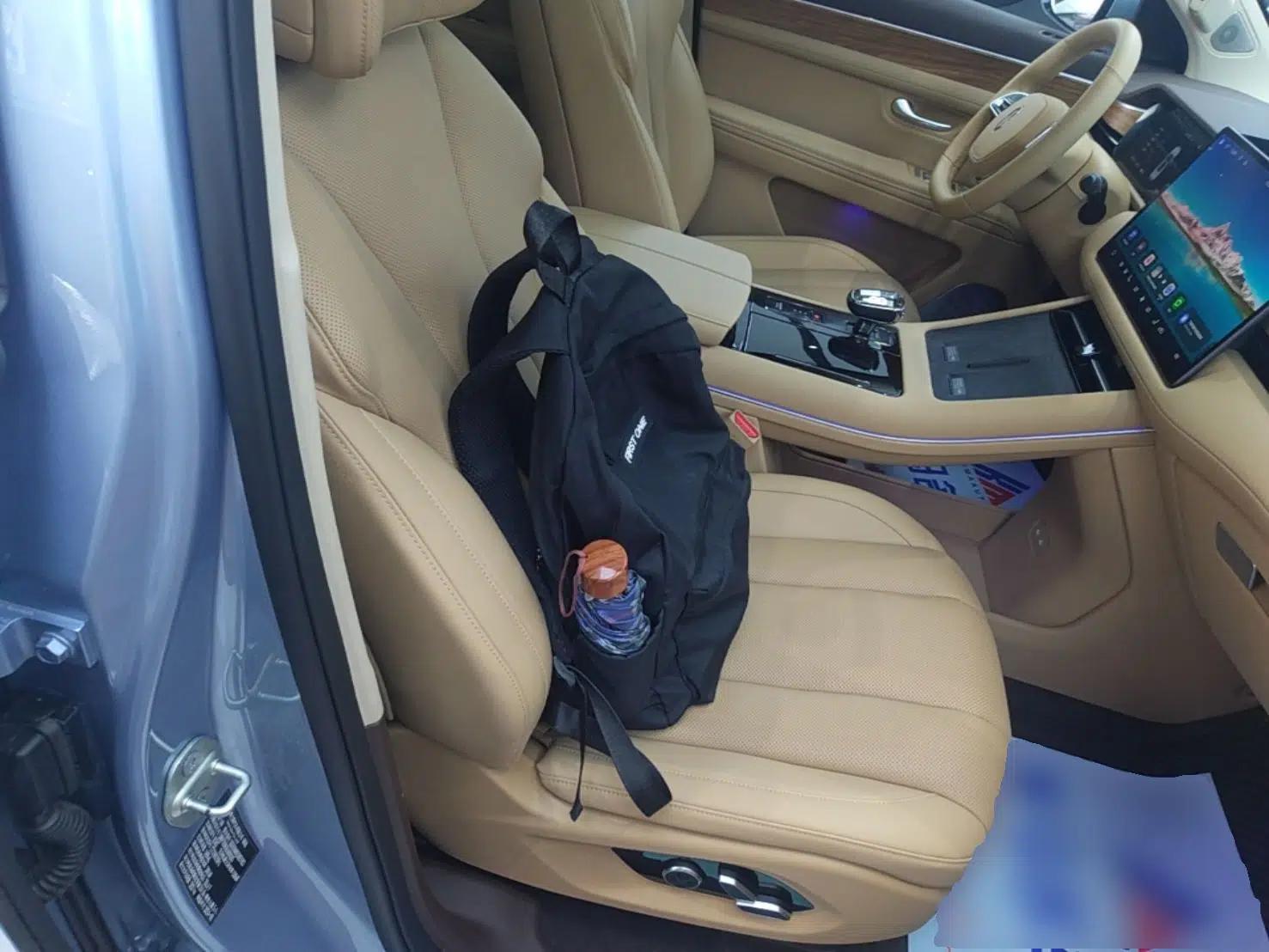 Hima AITO M7 2024 1.5T Intelligent Driving Rear-Drive Max Edition 5 Seats — миниатюра 23