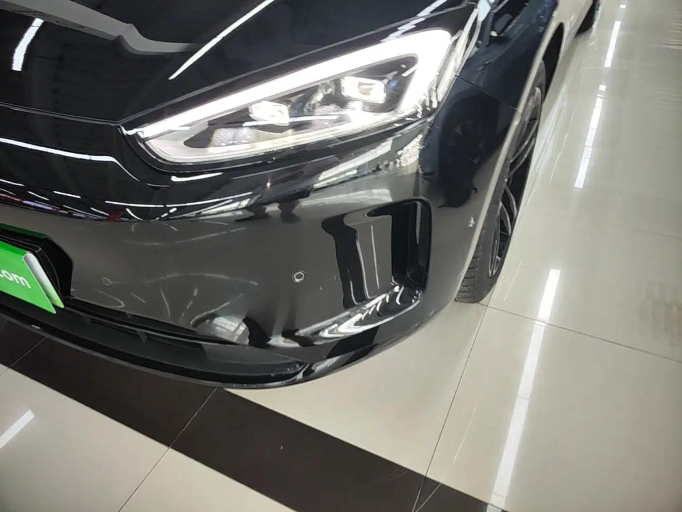 Hima AITO M5 2025 Extended-Range Ultra All-Wheel-Drive Version — миниатюра 9