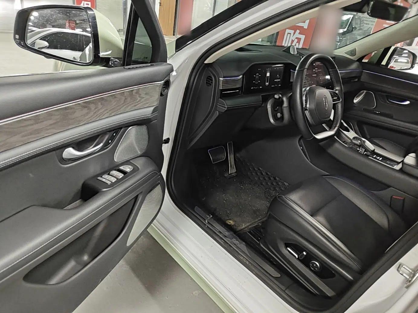 Hima AITO M5 2022 Extended-Range Four-Wheel Drive Ultimate Edition — миниатюра 19