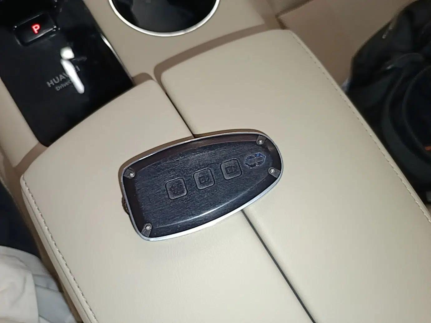 Hima AITO M5 2022 Pure Electric Rear-Drive Standard Edition — миниатюра 12