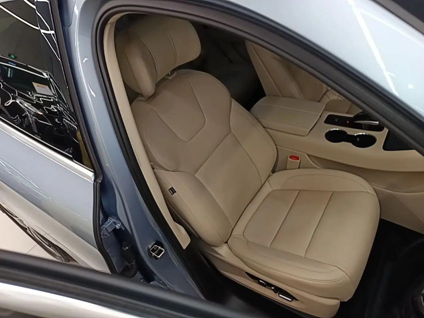 Hima AITO M5 2022 Pure Electric Rear-Drive Standard Edition — миниатюра 23