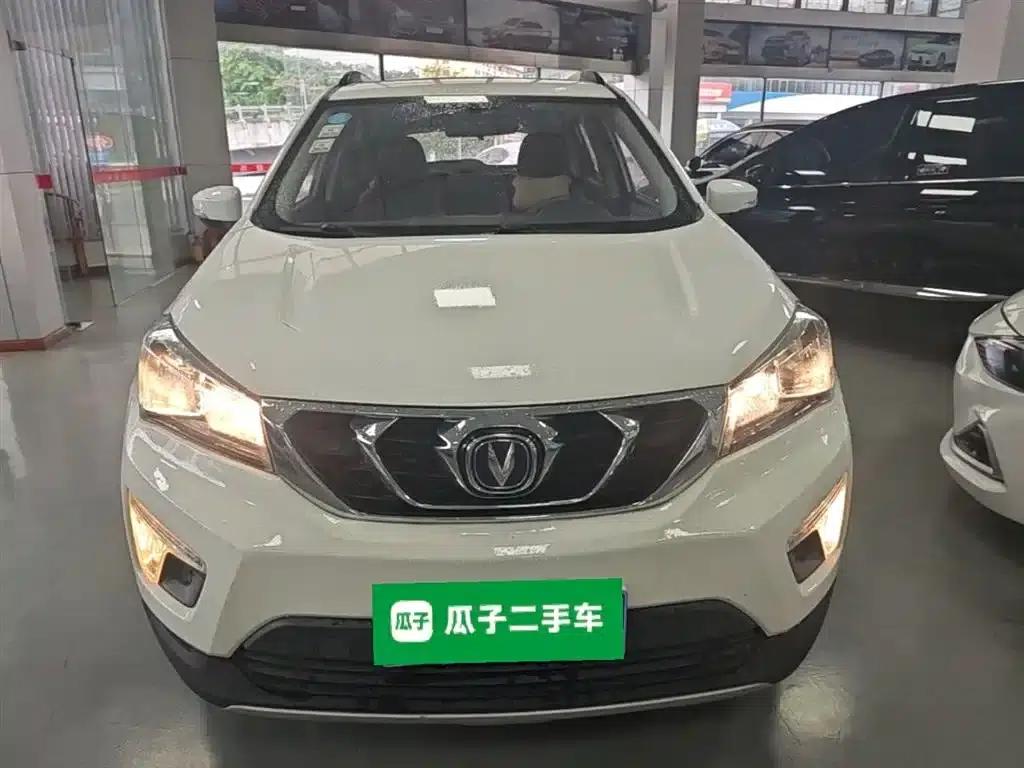 Changan CS15 2016 1.5L Automatic Fashion Edition — миниатюра 3