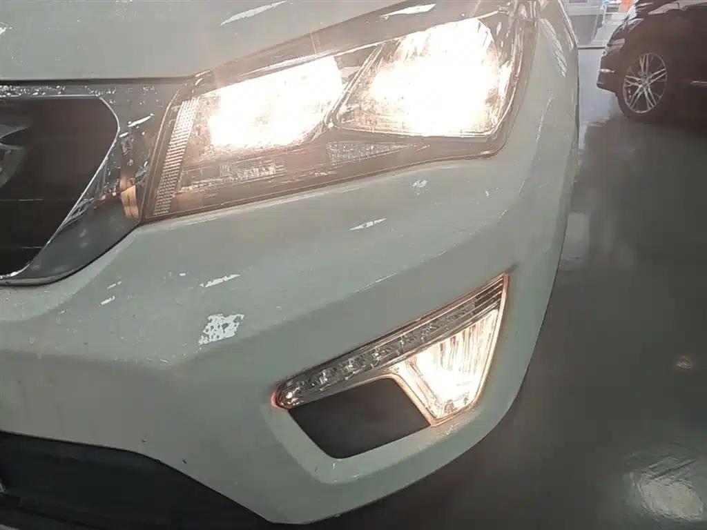 Changan CS15 2016 1.5L Automatic Fashion Edition — миниатюра 24