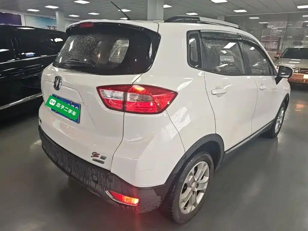 Changan CS15 2016 1.5L Automatic Fashion Edition — миниатюра 7
