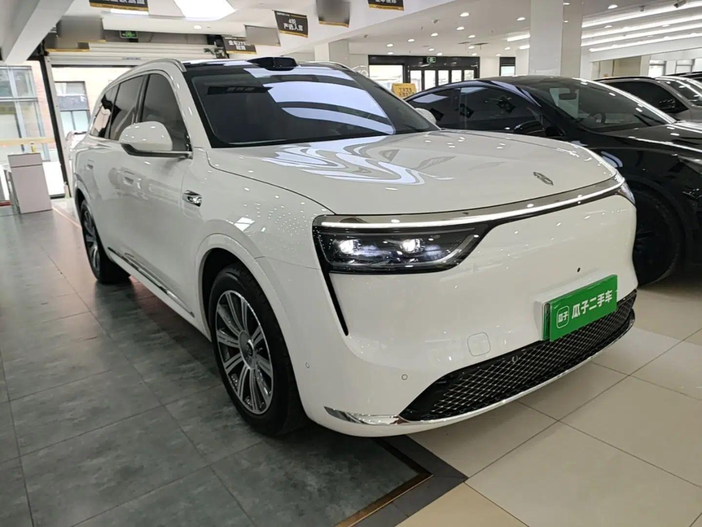 Hima AITO M8 2025 Model Pure Electric Max+ Five-Seat Long-Range Version — миниатюра 3