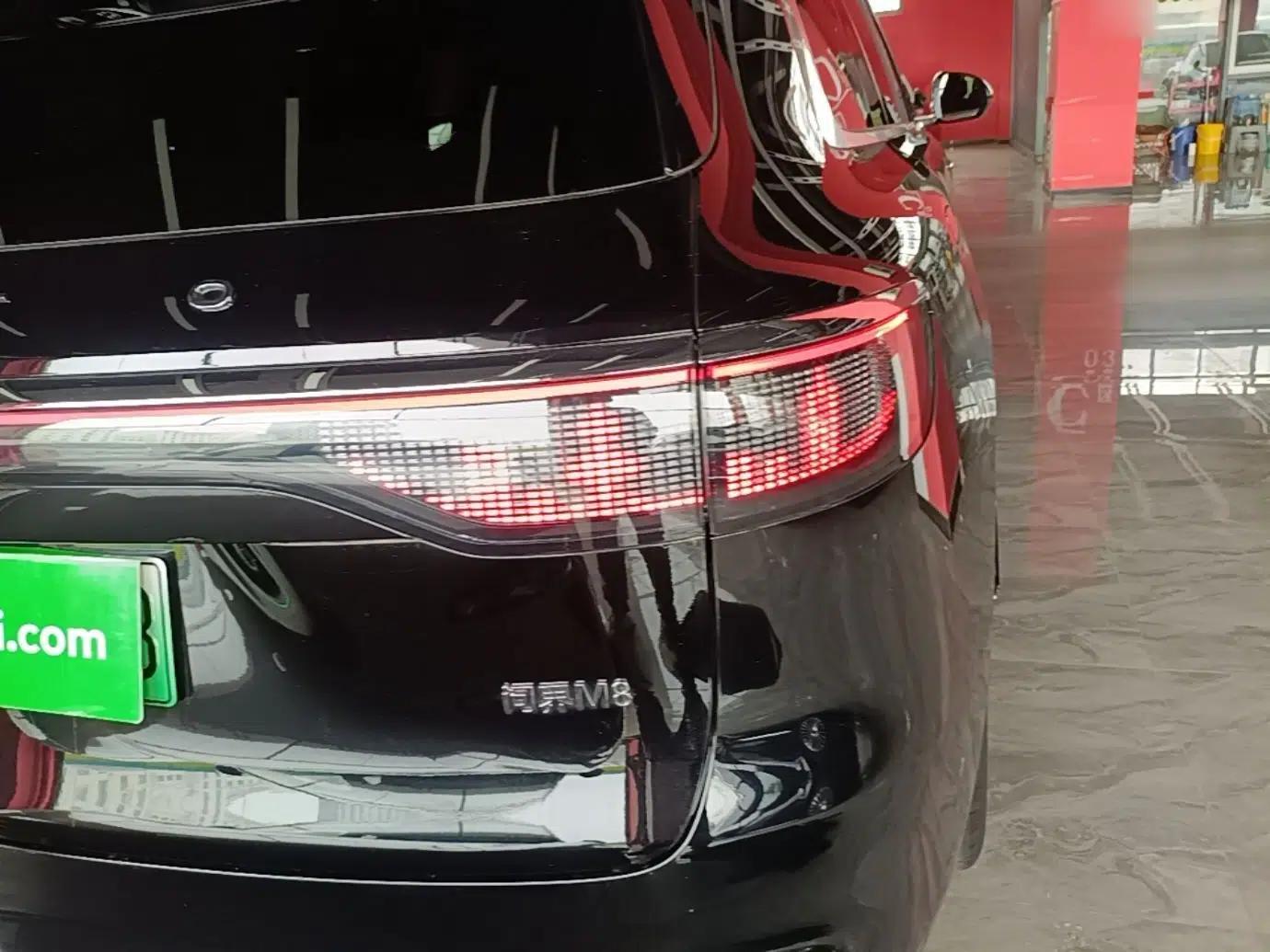 Hima AITO M8 2025 Extended-Range Max+ Version 53.4 kWh 6-Seater Edition — миниатюра 7