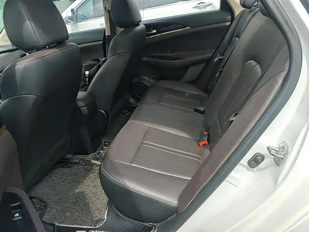 Changan Eado DT 2018 1.6L Manual Smart Edition — миниатюра 17