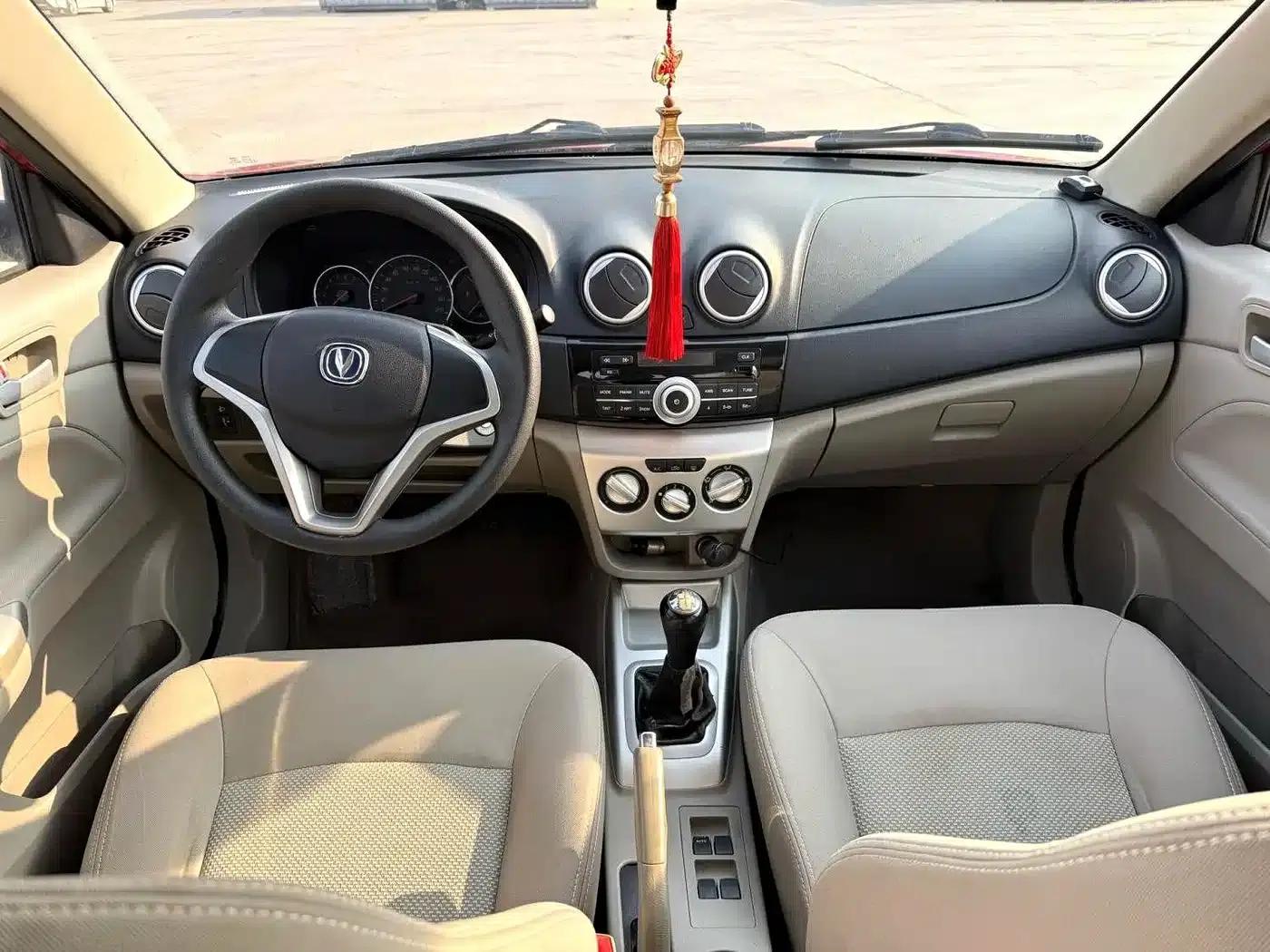 Yuexiang V3 2012 1.3L Manual Standard Edition — миниатюра 4