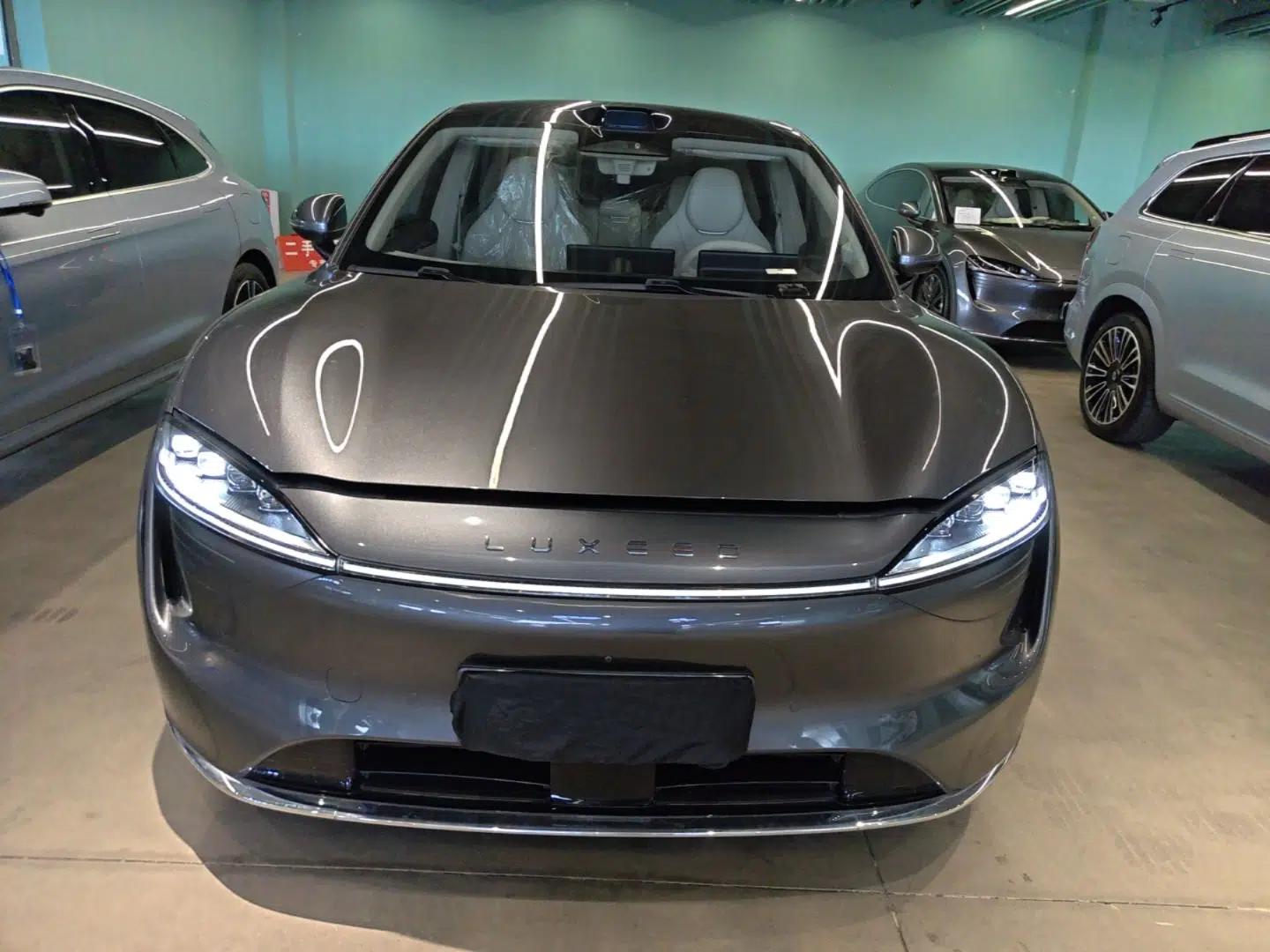 Hima Luxeed R7 2024 All-Electric 667 km Max — миниатюра 2