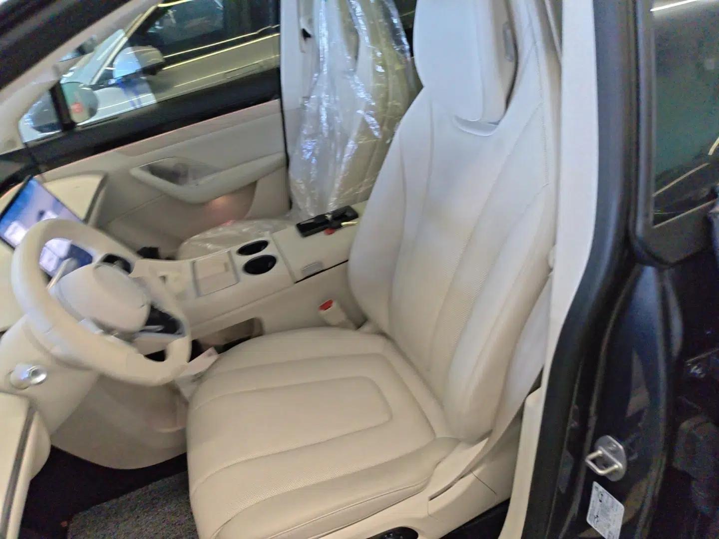 Hima Luxeed R7 2024 All-Electric 667 km Max — миниатюра 18