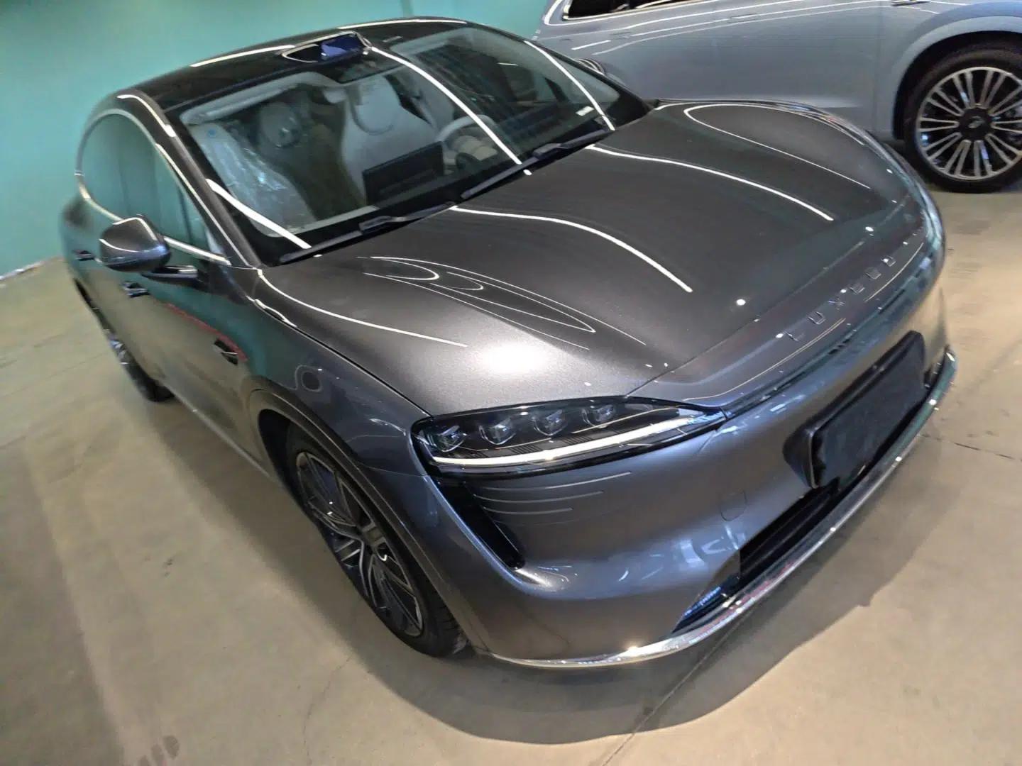 Hima Luxeed R7 2024 All-Electric 667 km Max — миниатюра 3
