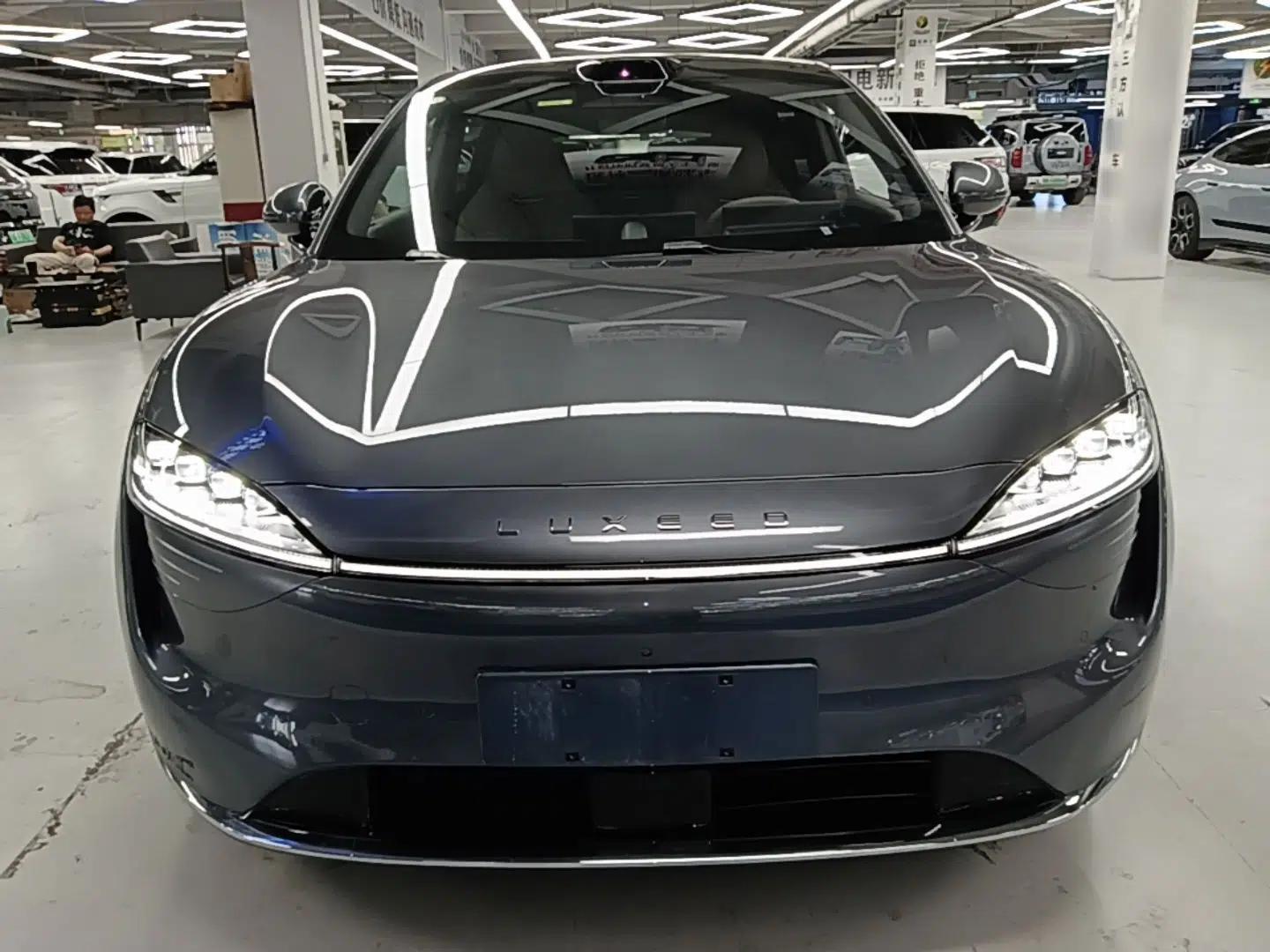 Hima Luxeed R7 2025 Range-Extended Version 251 km Max — миниатюра 2
