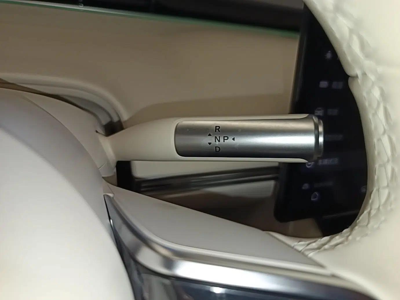 Hima Luxeed R7 2025 Range-Extended Version 251 km Max — миниатюра 17
