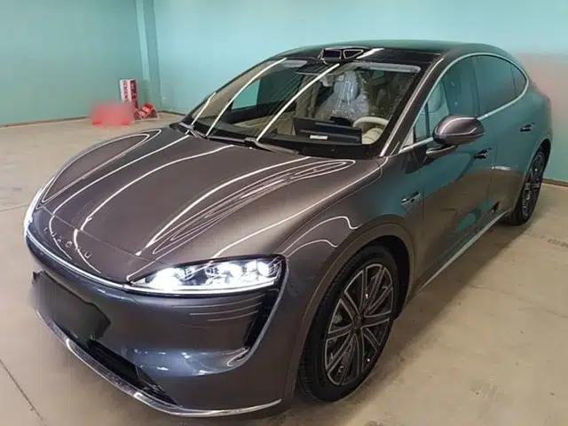 Hima Luxeed R7 2025 Range-Extended Version 251 km Max