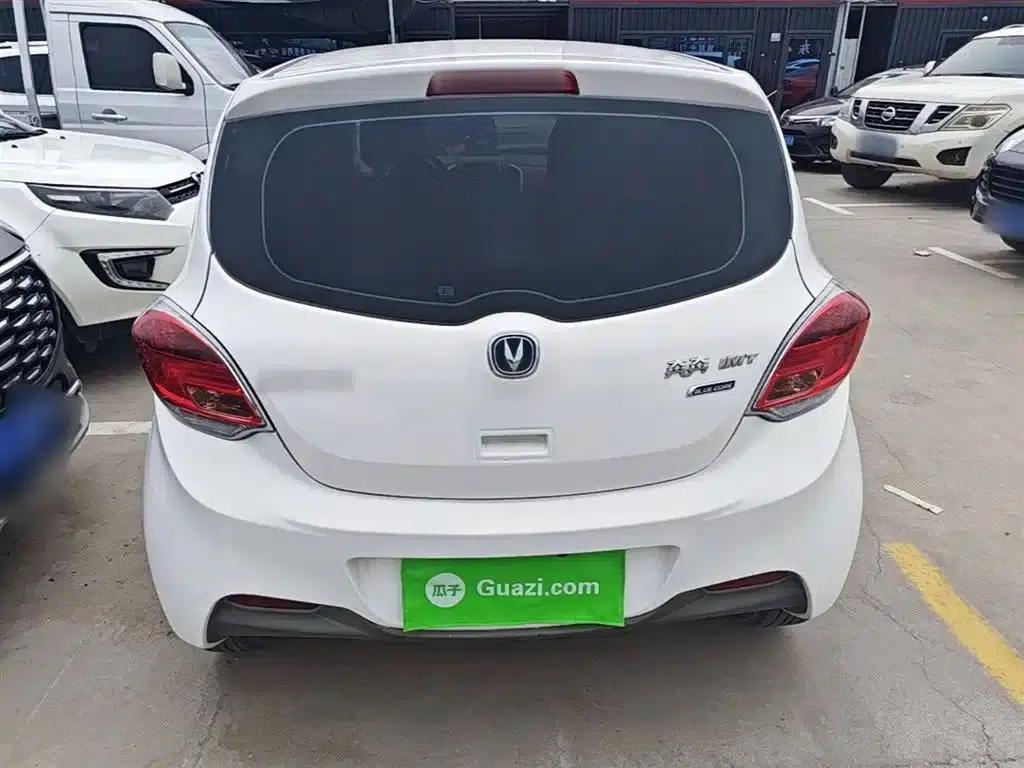 Benben 2014 1.4L IMT Luxury Edition — миниатюра 6