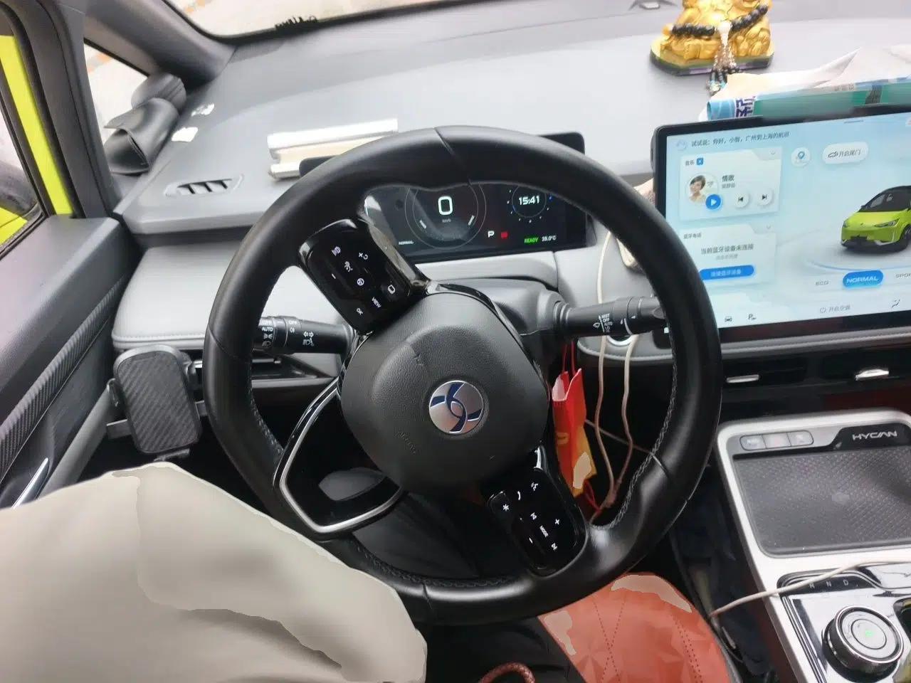 Hycan Z03 2022 510 km Range Chaozhi Version 135 kW 63.98 kWh — миниатюра 11