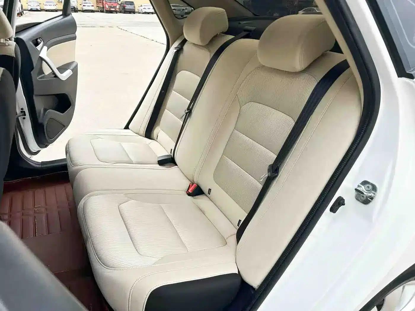 Yuexiang V7 2016 1.6L Manual Comfort Edition (National V Emission Standard) — миниатюра 13