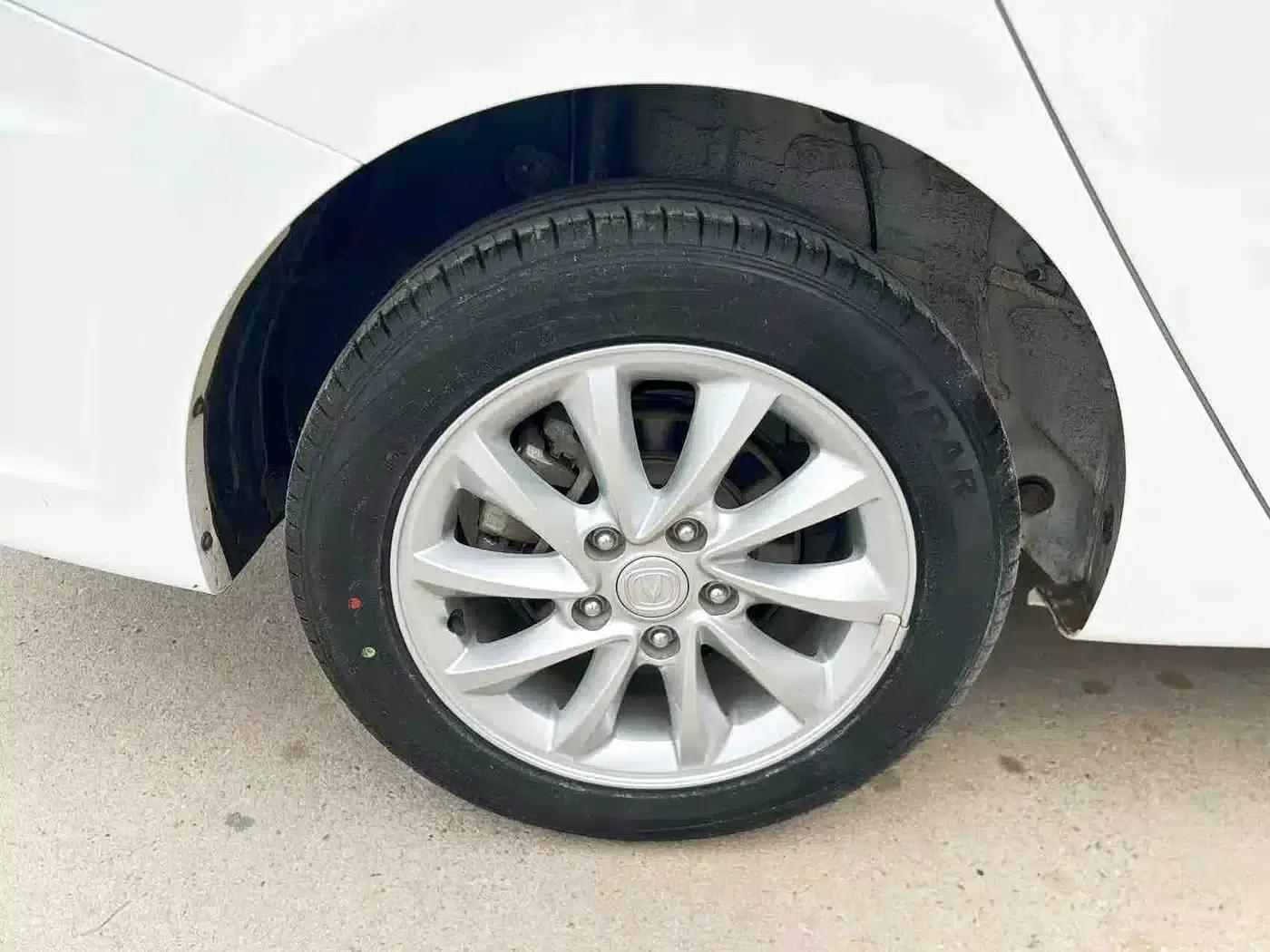 Yuexiang V7 2016 1.6L Manual Comfort Edition (National V Emission Standard) — миниатюра 20