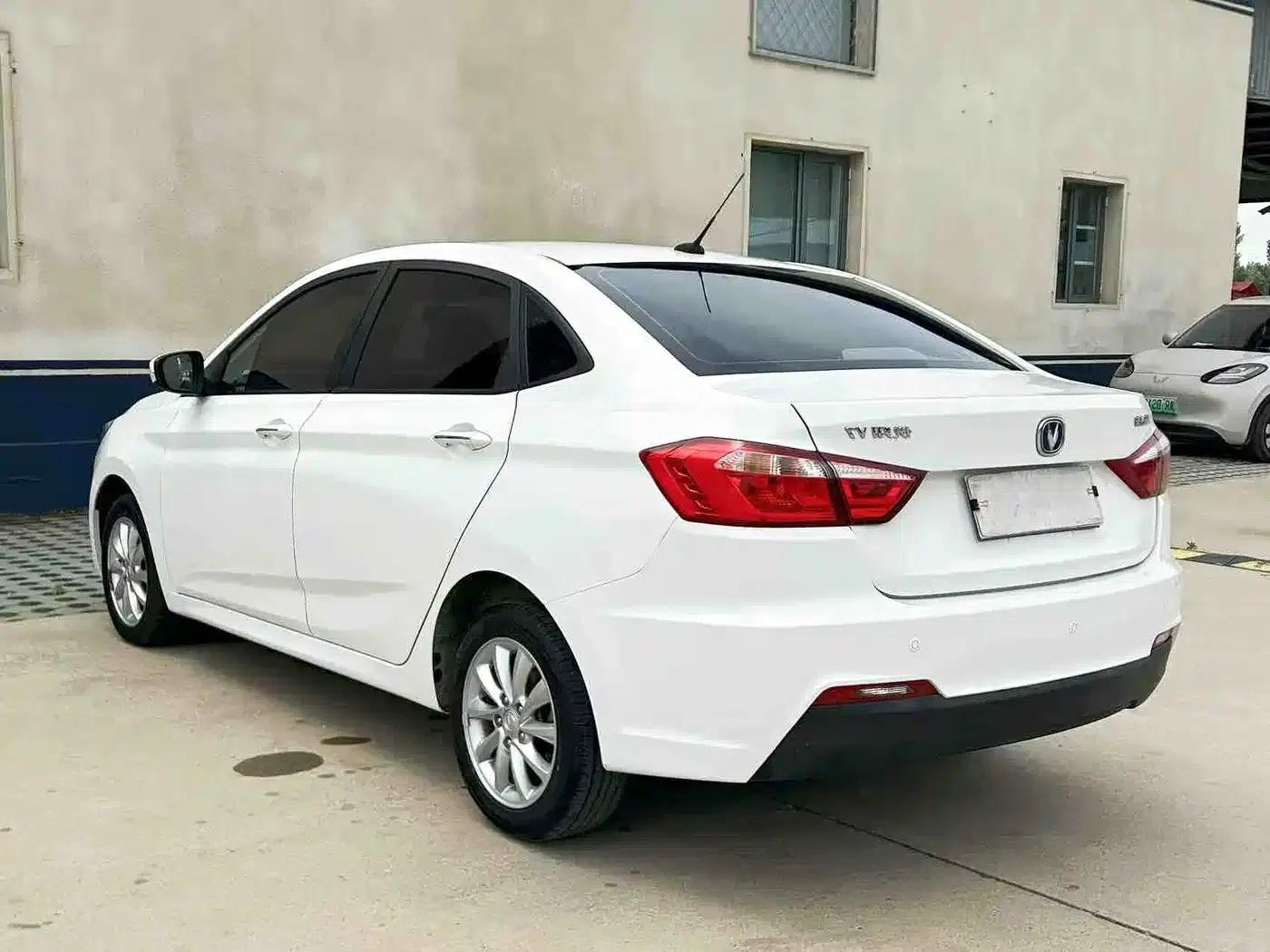 Yuexiang V7 2016 1.6L Manual Comfort Edition (National V Emission Standard) — миниатюра 4